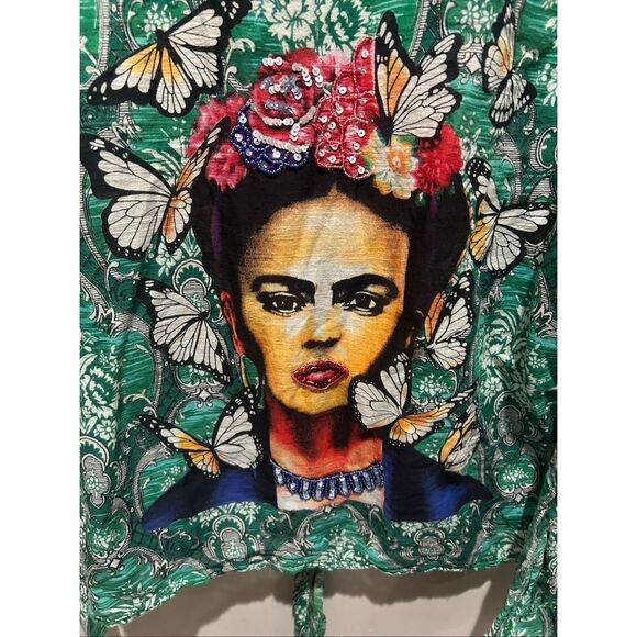 Kitsch and pop Frida Kahlo blouse - Picture 7 of 8